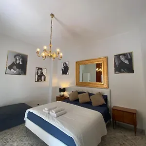 https://2-stanze-private-in-appartamento-con-1-bagno-privato-e.barihotels.org